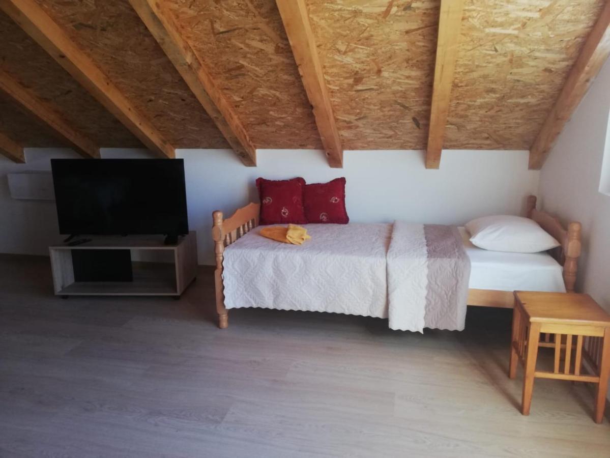 Apartments Alisa Kotor Luaran gambar